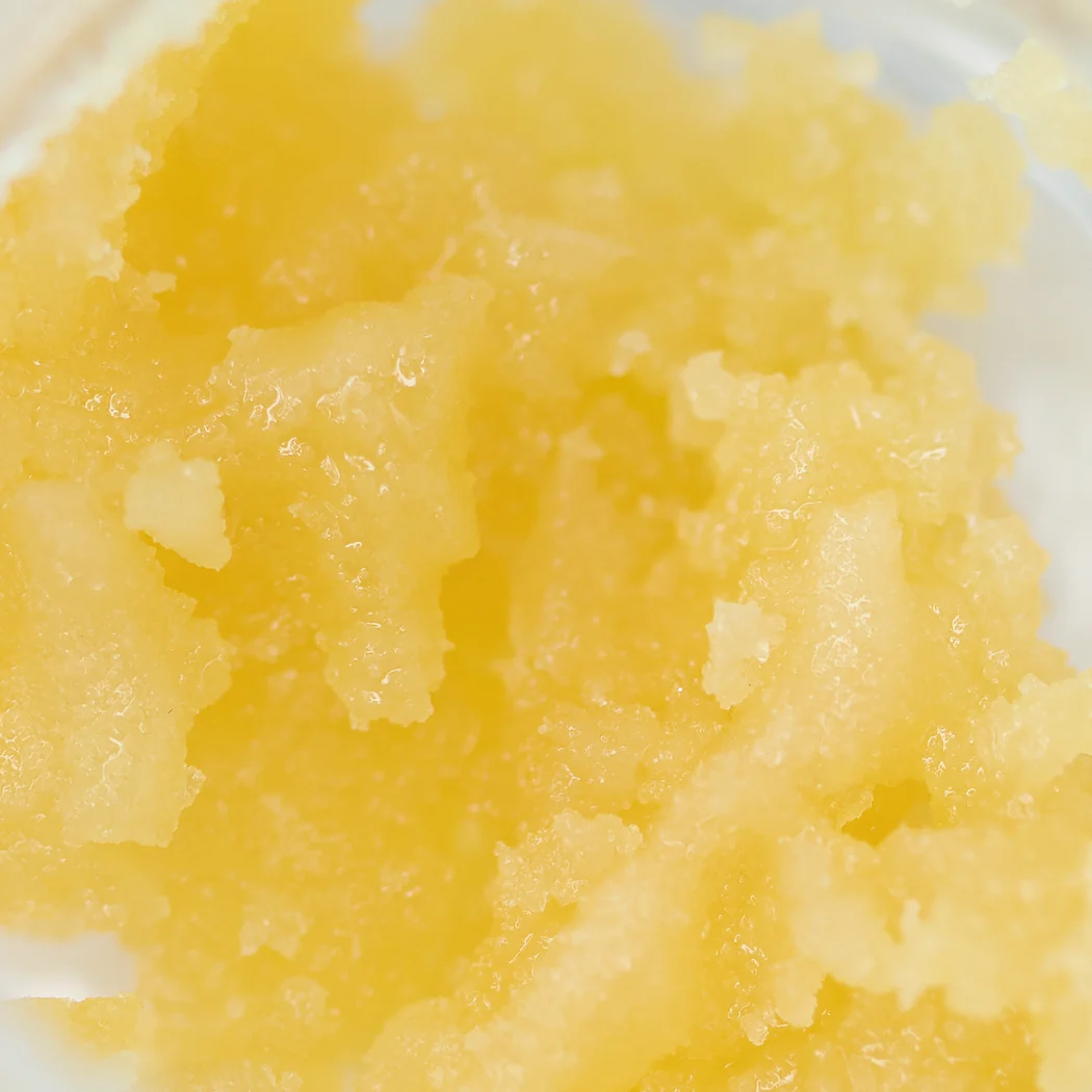 White Tahoe x Triple Dosi - CRUMBLE - THCA Concentrate - Image 2